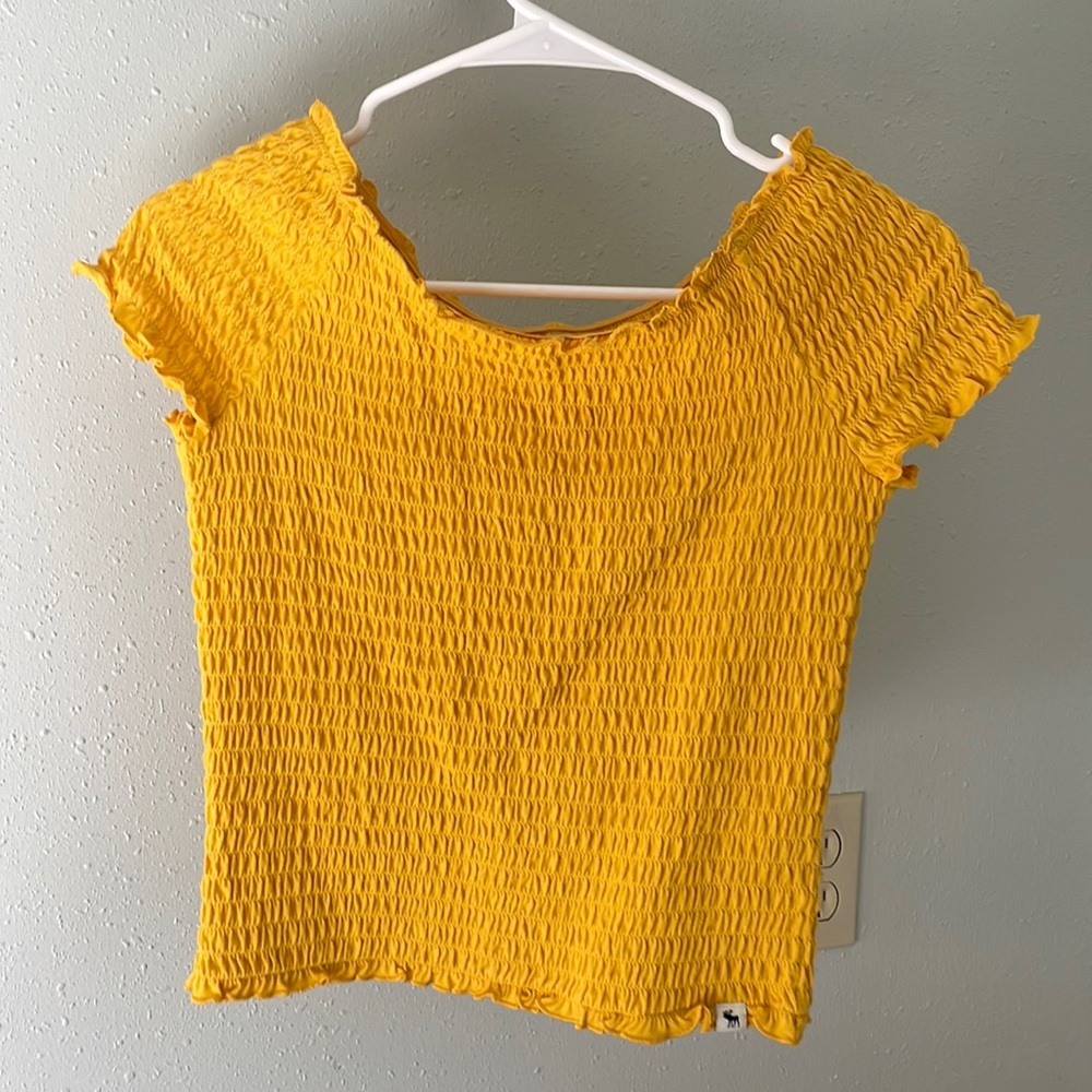 Abercrombie off the shoulder shirt